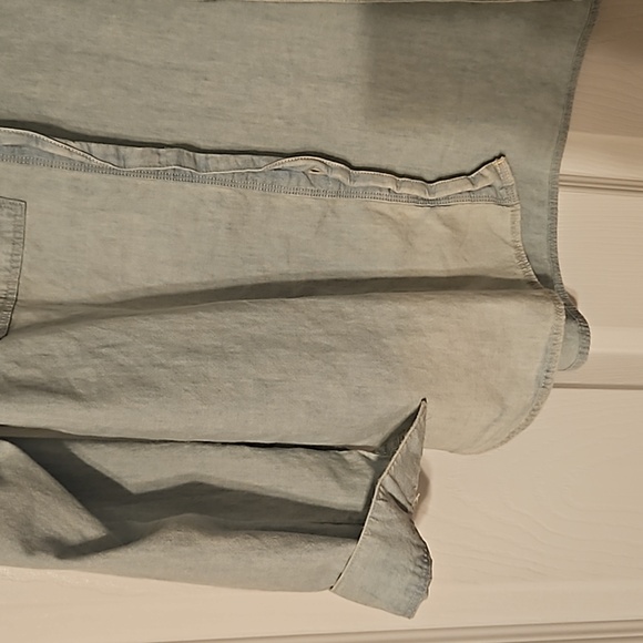 Madewell denim button up - Picture 5 of 7